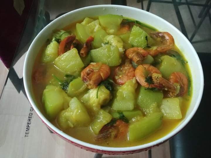 লাউ চিংড়ি