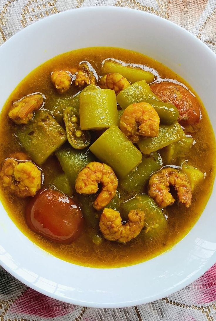 শসা চিংড়ি মাছ দিয়ে